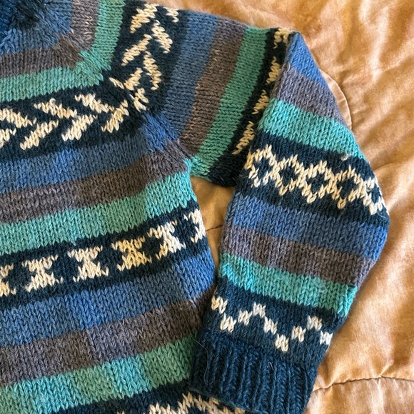 Hand Made in Nepal 100% Wool Blue and Greece Patterned Women's Sweater Med/Large - Picture 5 of 14